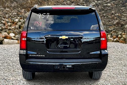 2020 Chevrolet Suburban LS