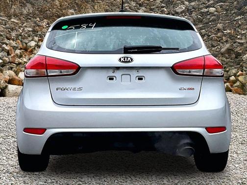 Silky Silver 2016 Kia Forte EX