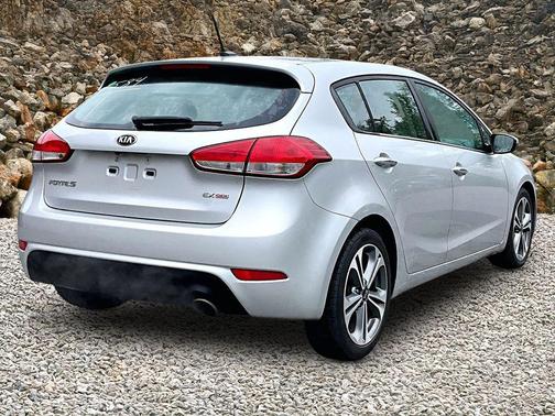 Silky Silver 2016 Kia Forte EX