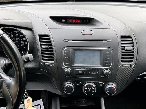Silky Silver 2016 Kia Forte EX