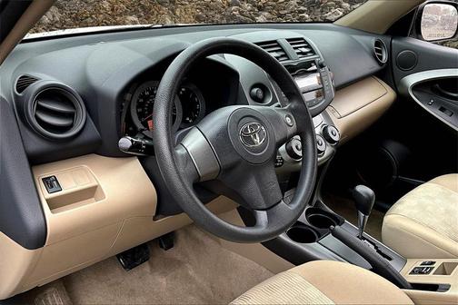 2011 Toyota RAV4 Base