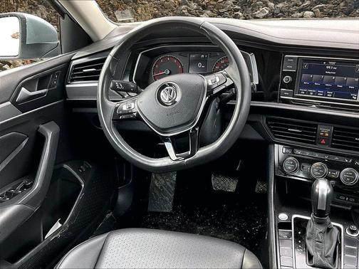 2020 Volkswagen Jetta 1.4T R-Line