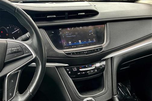 2017 Cadillac XT5 Premium Luxury