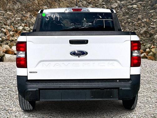 2023 Ford Maverick XL