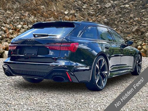 Black 2021 Audi RS 6 Avant 4.0T