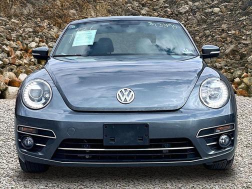 2019 Volkswagen Beetle 2.0T SE