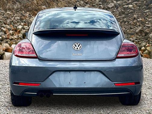 2019 Volkswagen Beetle 2.0T SE