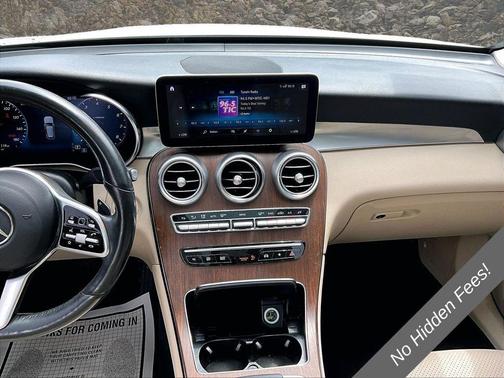 White 2021 Mercedes-Benz GLC 300 4MATIC