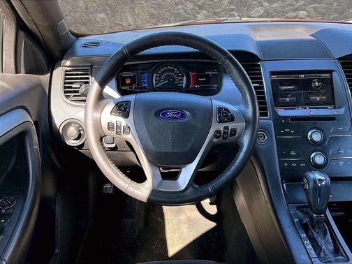 2015 Ford Taurus SEL