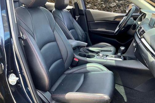 2016 Mazda Mazda3 i Grand Touring