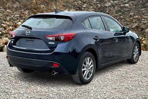 2016 Mazda Mazda3 i Grand Touring