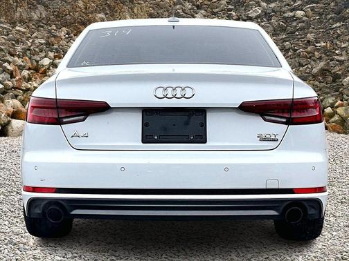 2018 Audi A4 2.0T Premium Plus