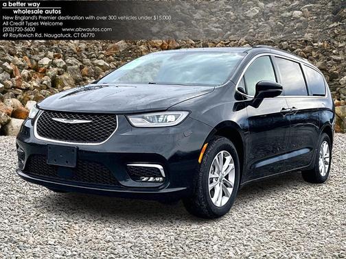 2022 Chrysler Pacifica Touring AWD
