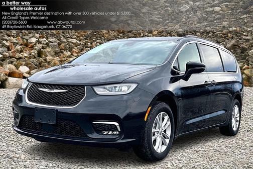 2022 Chrysler Pacifica Touring AWD