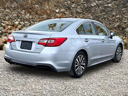 2019 Subaru Legacy Base