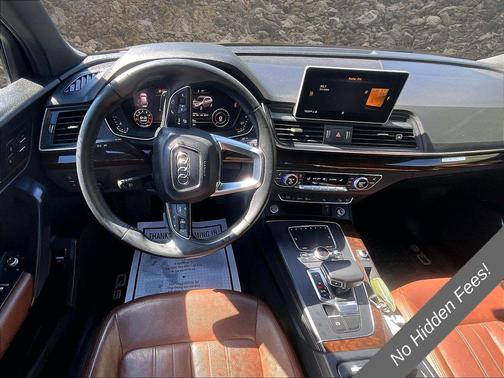 Brilliant Black 2018 Audi Q5 2.0T Tech Premium