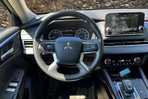 2022 Mitsubishi Outlander ES 2.5 S-AWC