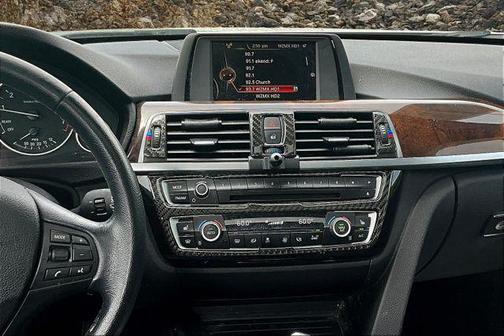 2016 BMW 320 i