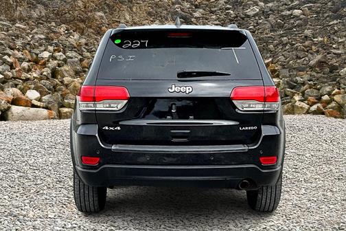 2019 Jeep Grand Cherokee Laredo