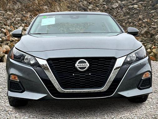 2022 Nissan Altima S FWD