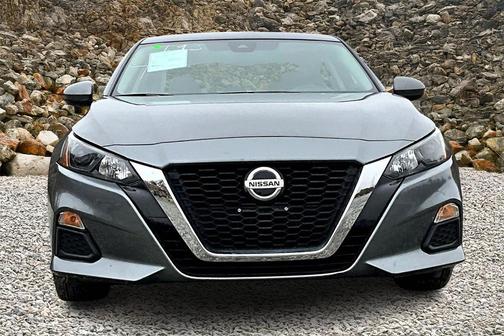 2022 Nissan Altima S FWD
