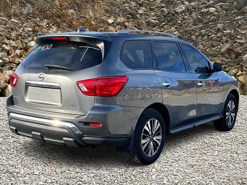 2020 Nissan Pathfinder S 4WD