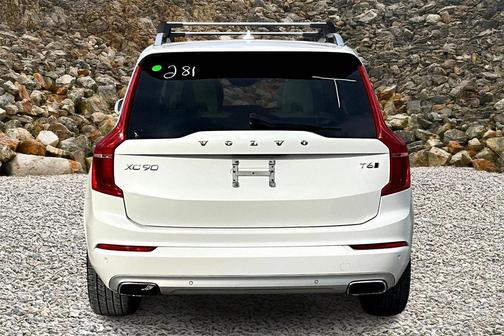 2018 Volvo XC90 T6 Momentum