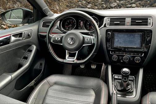 2017 Volkswagen Jetta GLI
