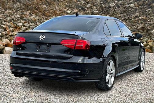 2017 Volkswagen Jetta GLI