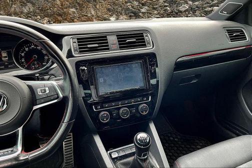 2017 Volkswagen Jetta GLI