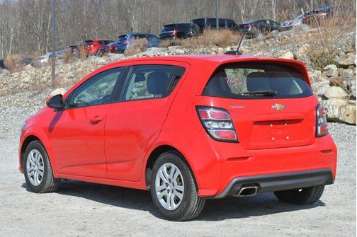 2020 Chevrolet Sonic FWD Hatchback 1FL 5-Door