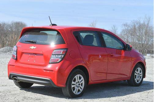 2020 Chevrolet Sonic FWD Hatchback 1FL 5-Door
