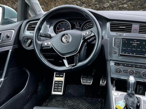 2017 Volkswagen Golf Alltrack TSI SEL