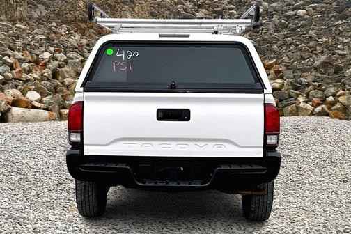 2022 Toyota Tacoma SR5