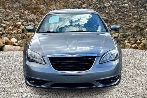 2011 Chrysler 200 S