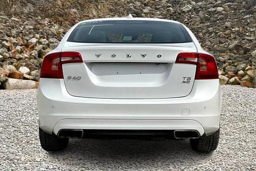 2015 Volvo S60 T5 Platinum