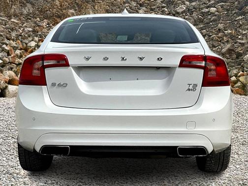 2015 Volvo S60 T5 Platinum