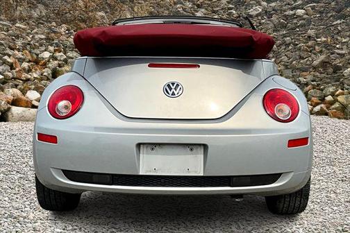 2009 Volkswagen New Beetle L