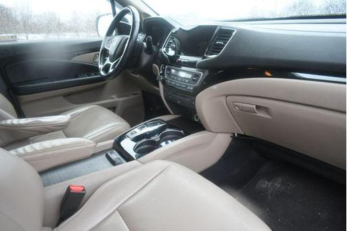 2019 Honda Pilot Touring 8-Passenger