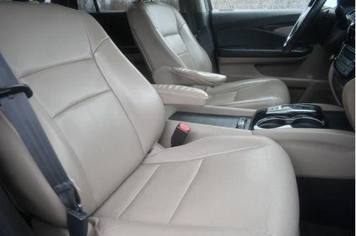 2019 Honda Pilot Touring 8-Passenger