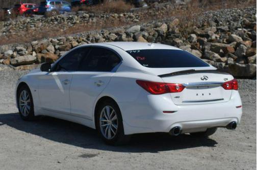 2014 INFINITI Q50 Premium