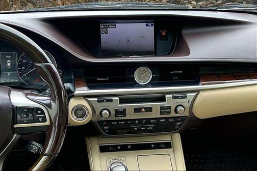 2016 Lexus ES 350 Base