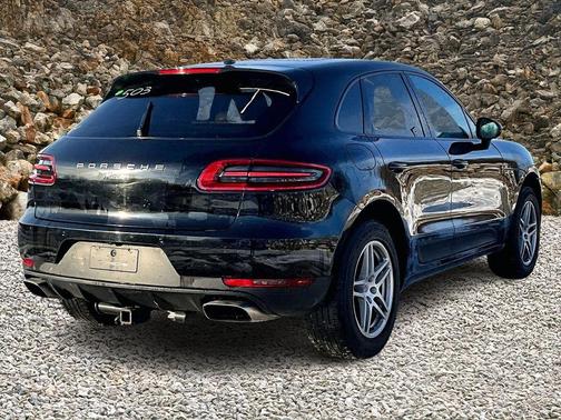 2018 Porsche Macan Base