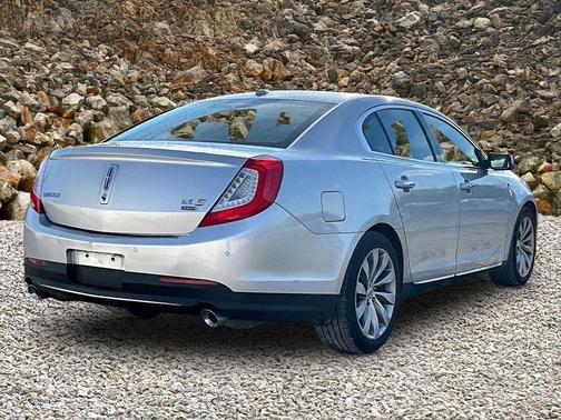 2013 Lincoln MKS Base