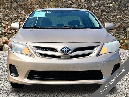 Sandy Beach Metallic 2011 Toyota Corolla LE