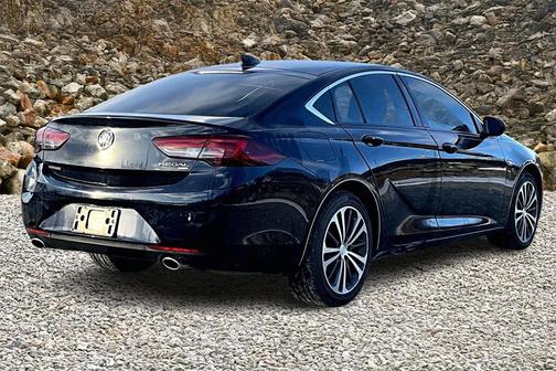 2019 Buick Regal Sportback AWD Essence