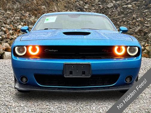B5 Blue Pearlcoat 2019 Dodge Challenger R/T Scat Pack