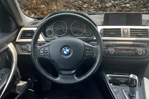 2015 BMW 320 i