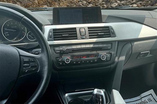 2015 BMW 320 i