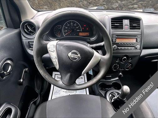 Brilliant Silver Metallic 2018 Nissan Versa 1.6 S